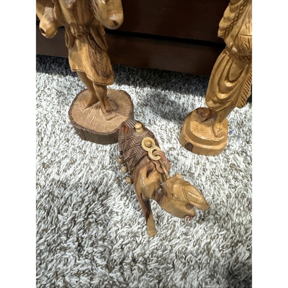 Vintage Carved Wooden traveler Dated Made In Ahmad Jordan3 Wooden Figures - Picture 3 of 16